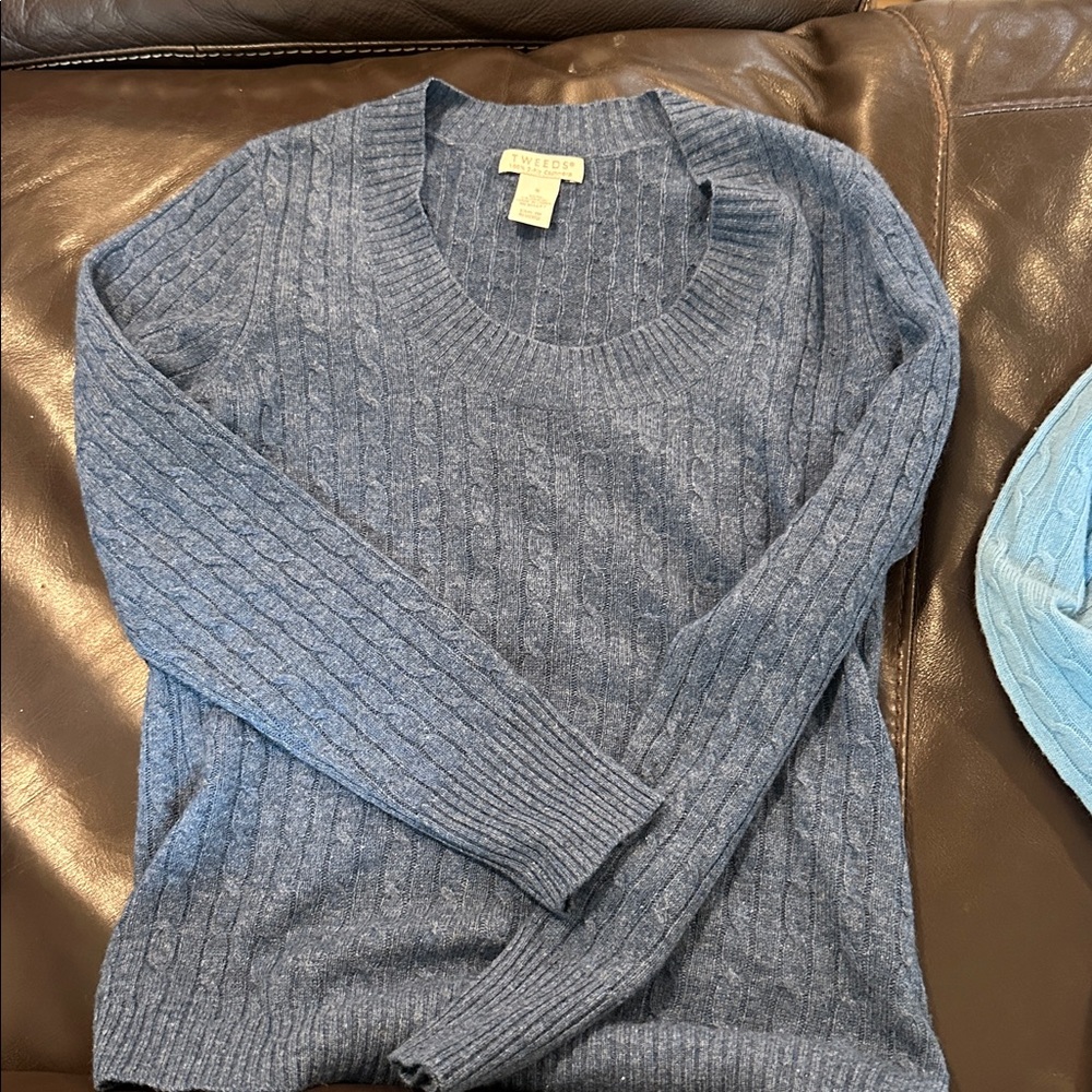 Tweeds denim blue double-ply women’s cashmere Sweater